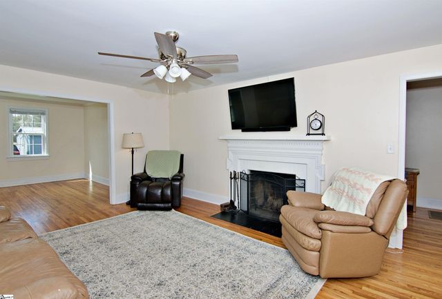 305 Harry Drive, Anderson, SC 29624