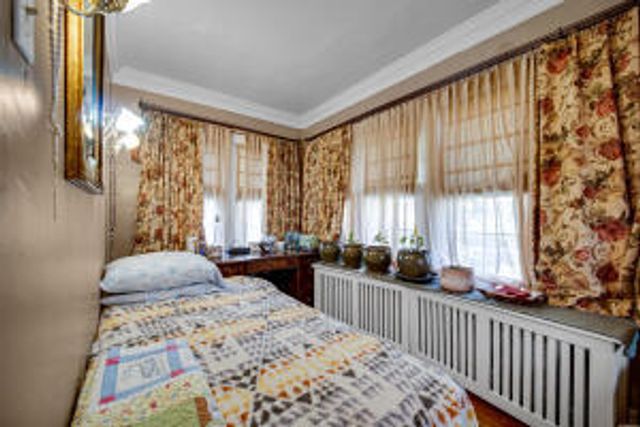 2006 W 4TH Place, Gary, IN 46404