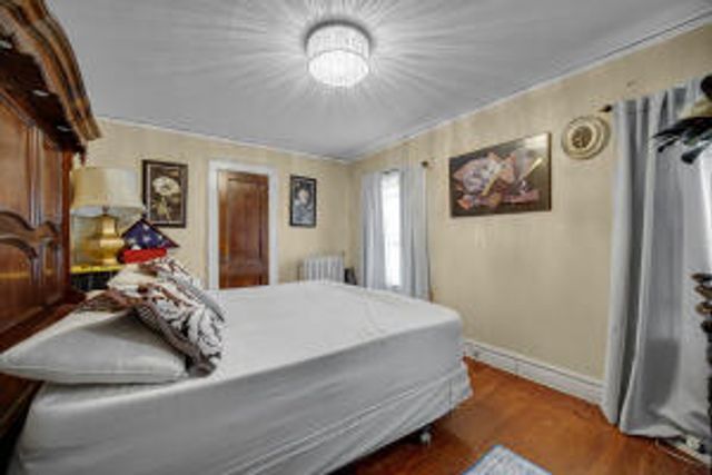 2006 W 4TH Place, Gary, IN 46404