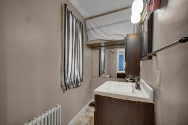 2006 W 4TH Place, Gary, IN 46404