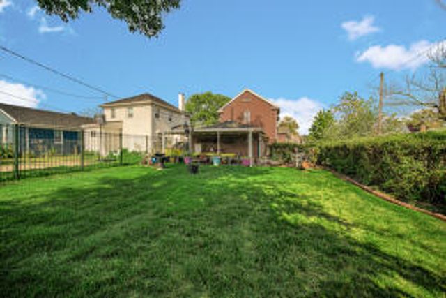 2006 W 4TH Place, Gary, IN 46404