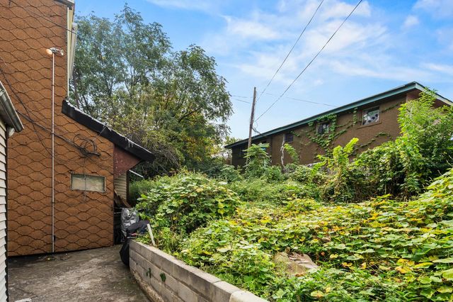 354 E 193rd Street, New York City, NY 10458