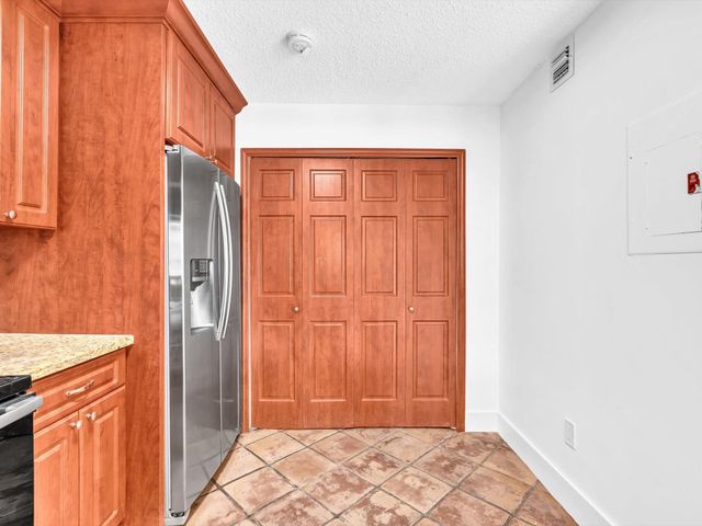 11528 Terra Bella Boulevard, Plantation, FL 33325