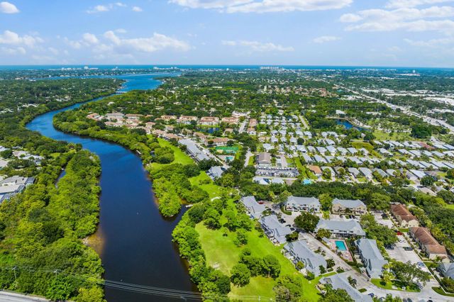 6158 Riverwalk Lane 1, Jupiter, FL 33458