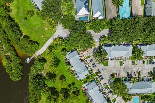6158 Riverwalk Lane 1, Jupiter, FL 33458