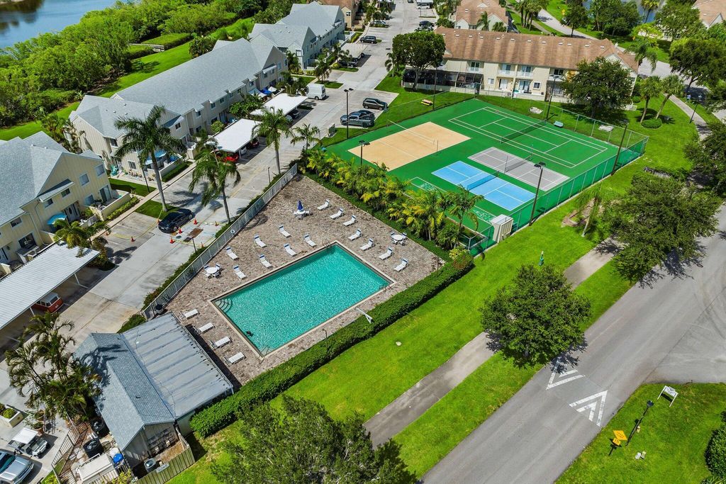 6158 Riverwalk Lane 1, Jupiter, FL 33458
