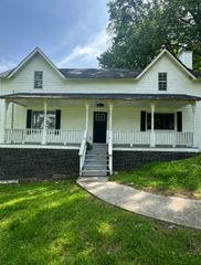 97 McClures Bend Ln, Carthage, TN 37030