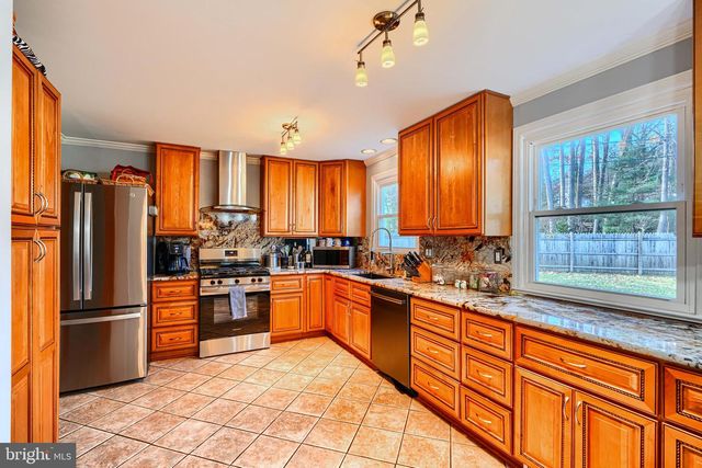 4 VALLEY OAK CT, Lutherville Timonium, MD 21093