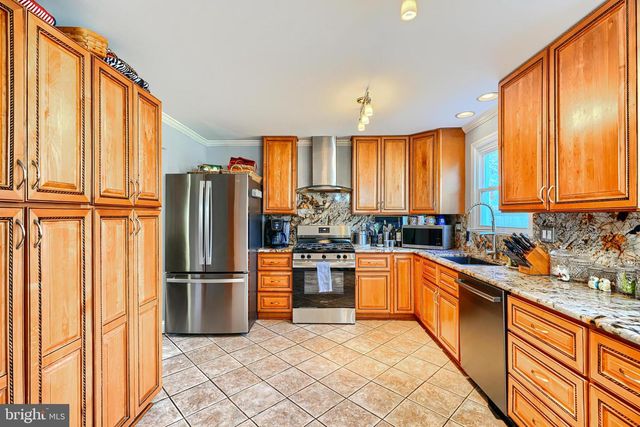 4 VALLEY OAK CT, Lutherville Timonium, MD 21093