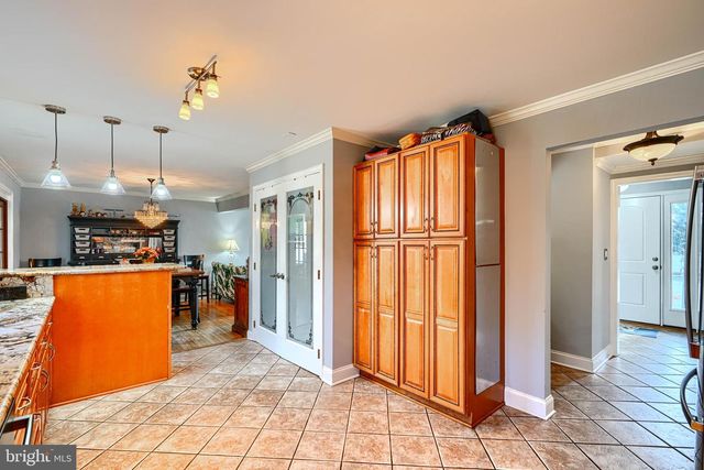 4 VALLEY OAK CT, Lutherville Timonium, MD 21093