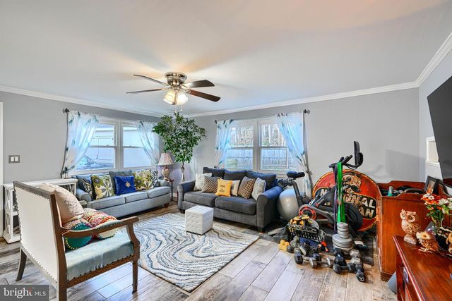 4 VALLEY OAK CT, Lutherville Timonium, MD 21093