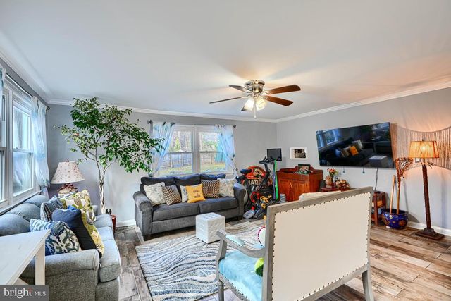 4 VALLEY OAK CT, Lutherville Timonium, MD 21093