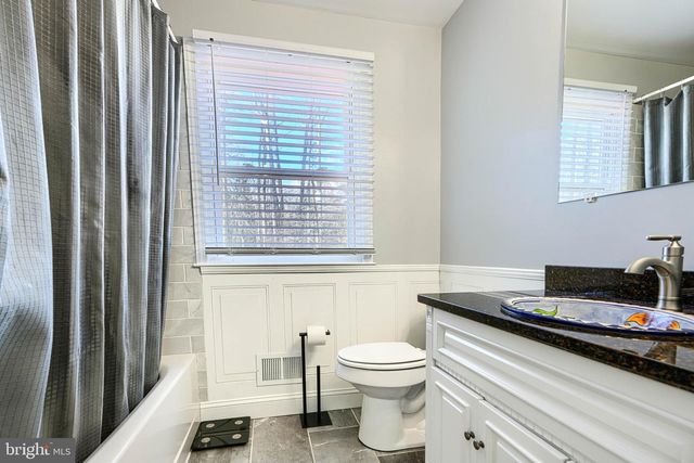 4 VALLEY OAK CT, Lutherville Timonium, MD 21093