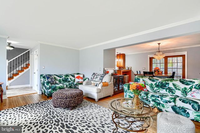 4 VALLEY OAK CT, Lutherville Timonium, MD 21093