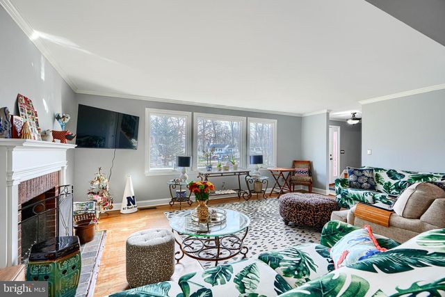 4 VALLEY OAK CT, Lutherville Timonium, MD 21093