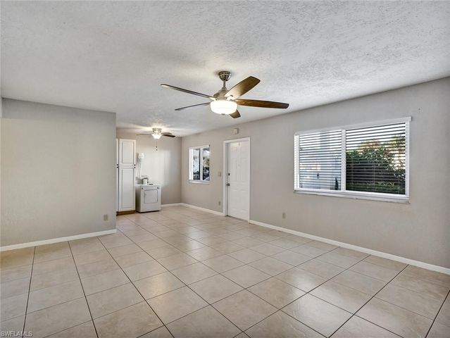 4621 Bayshore DR # Q1, Naples, FL 34112