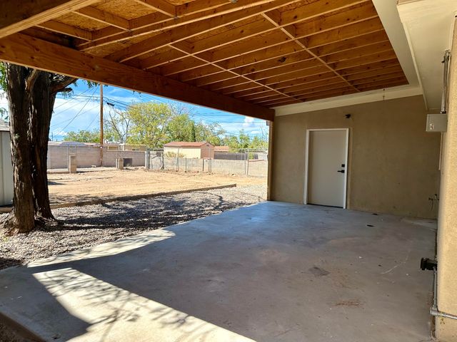 2827 Bel Air Drive NE, Albuquerque, NM 87110