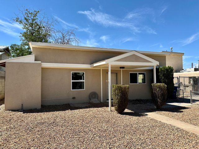 2827 Bel Air Drive NE, Albuquerque, NM 87110