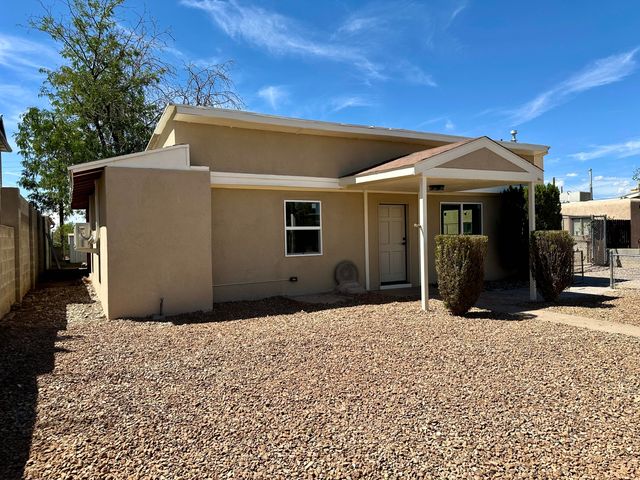 2827 Bel Air Drive NE, Albuquerque, NM 87110