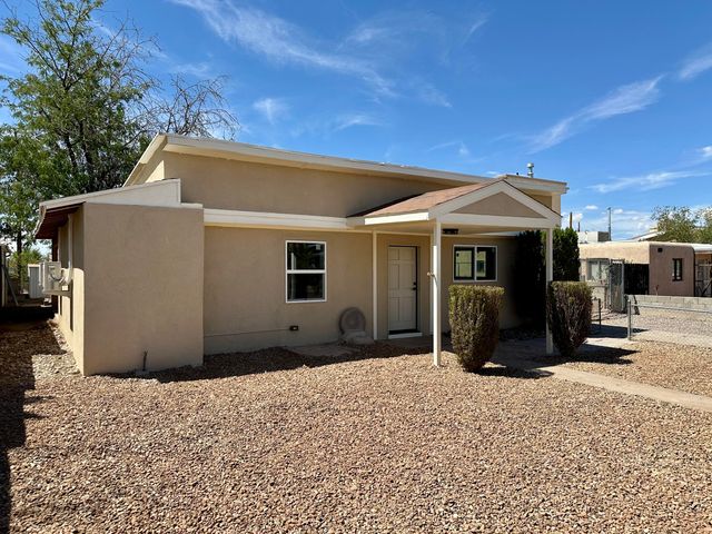 2827 Bel Air Drive NE, Albuquerque, NM 87110