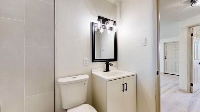 2827 Bel Air Drive NE, Albuquerque, NM 87110