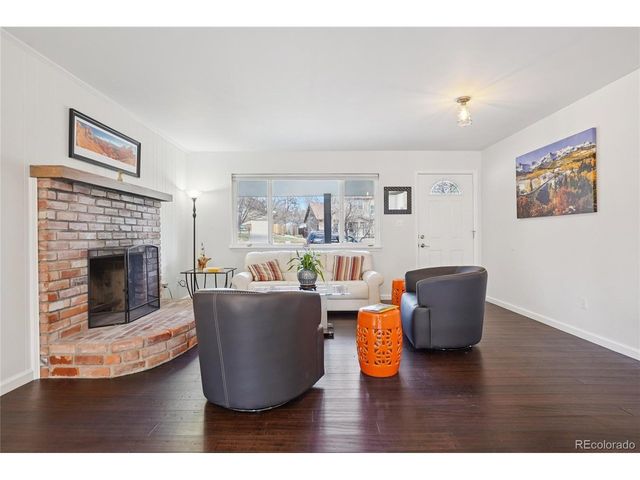 3212 W FONTANERO St W, Colorado Springs, CO 80904