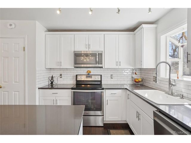 3212 W FONTANERO St W, Colorado Springs, CO 80904