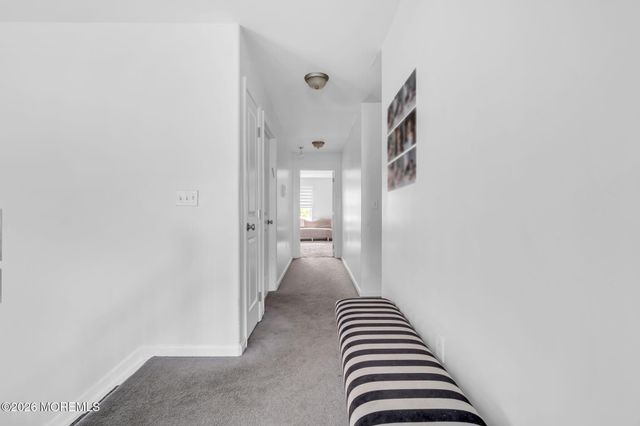 108 Vintage Circle, Lakewood, NJ 08701