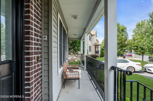 108 Vintage Circle, Lakewood, NJ 08701