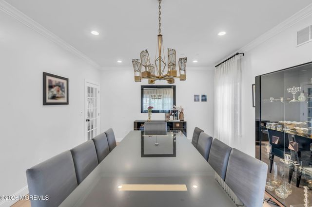 108 Vintage Circle, Lakewood, NJ 08701