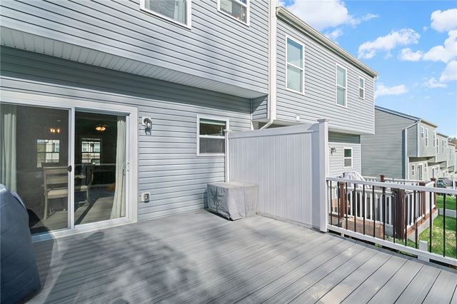 2806 Canterbury Dr, Imperial, PA 15126