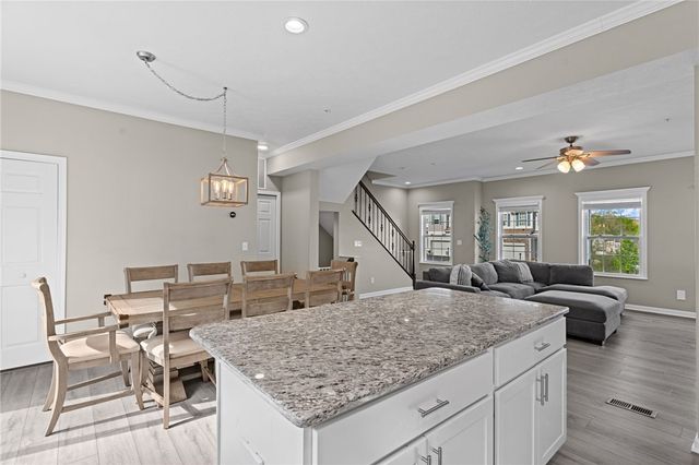 2806 Canterbury Dr, Imperial, PA 15126