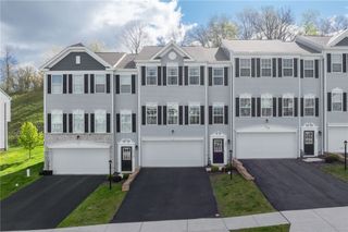 2806 Canterbury Dr, Imperial, PA 15126