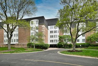 225 Lake Boulevard 560, Buffalo Grove, IL 60089