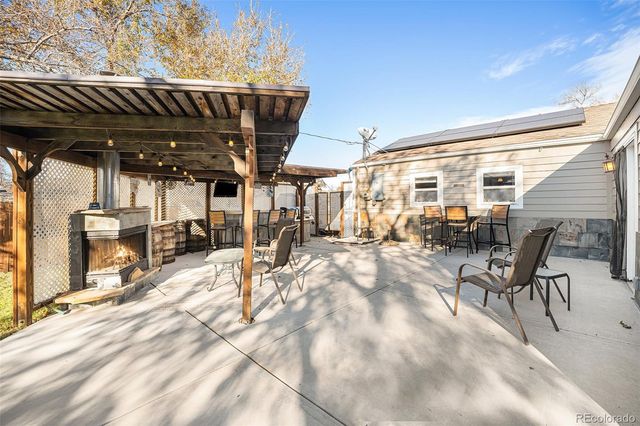 3445 S Holly Street, Denver, CO 80222