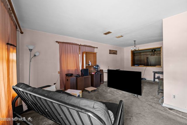 4904 HOMECREST Circle, Jacksonville, FL 32244