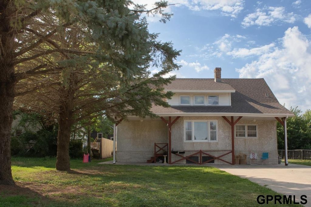 5112 N 48 Street, Omaha, NE 68104