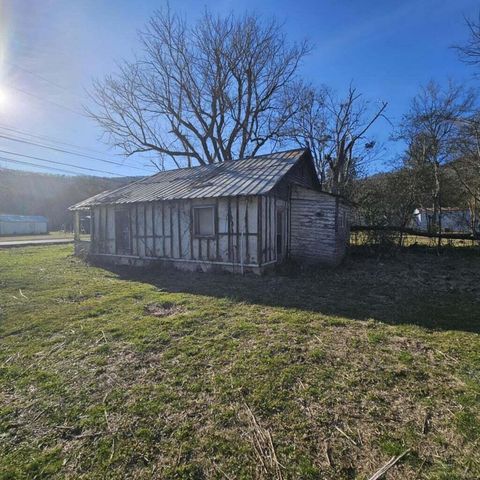 126 Berry Hill Road, South Pittsburg, TN 37380