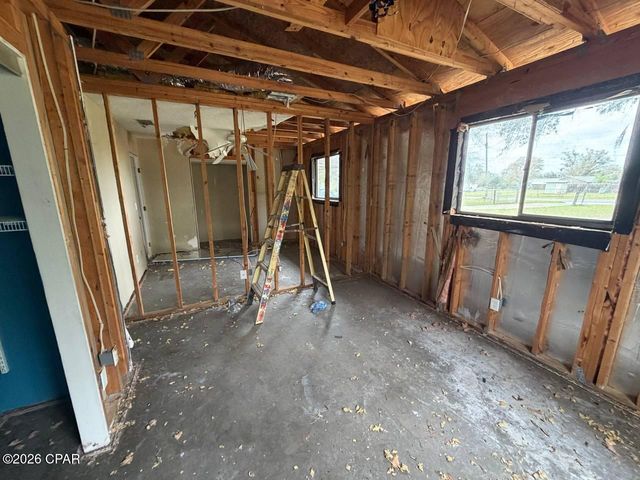 6718 Wendy Road, Panama City, FL 32404