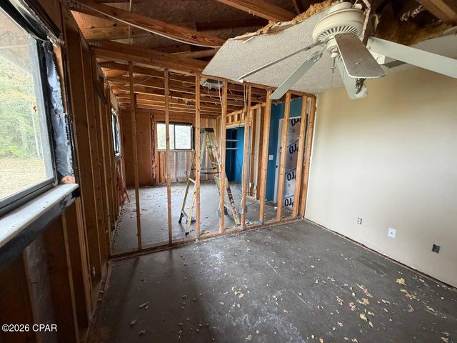 6718 Wendy Road, Panama City, FL 32404