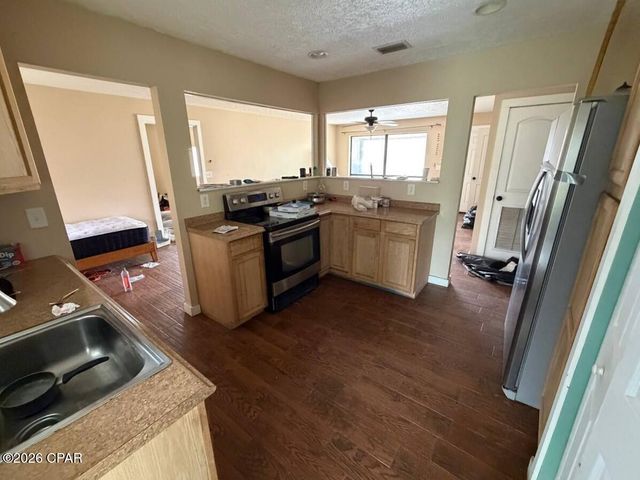 6718 Wendy Road, Panama City, FL 32404