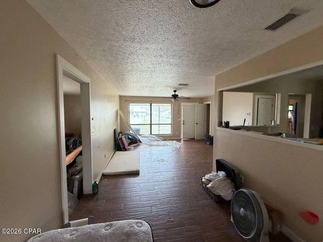 6718 Wendy Road, Panama City, FL 32404