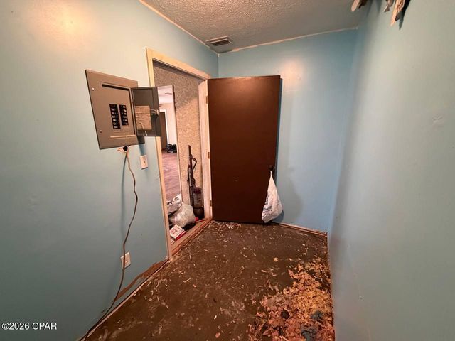 6718 Wendy Road, Panama City, FL 32404