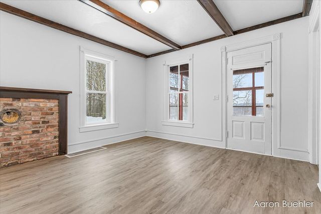 9153 Lawrence Road, Maple Grove Twp, MI 49073