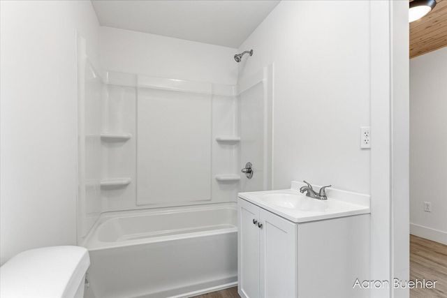 9153 Lawrence Road, Maple Grove Twp, MI 49073