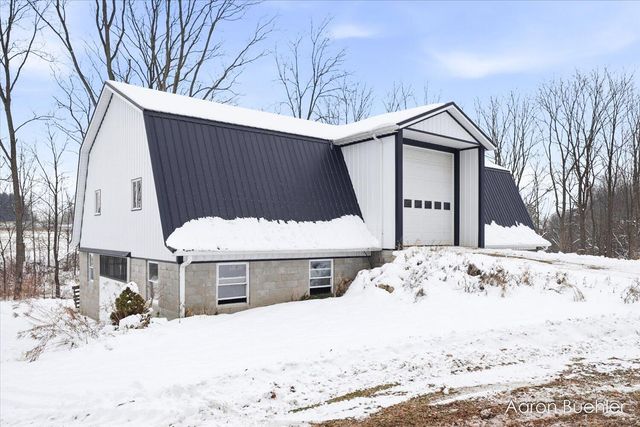 9153 Lawrence Road, Maple Grove Twp, MI 49073