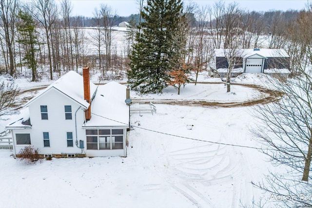 9153 Lawrence Road, Maple Grove Twp, MI 49073