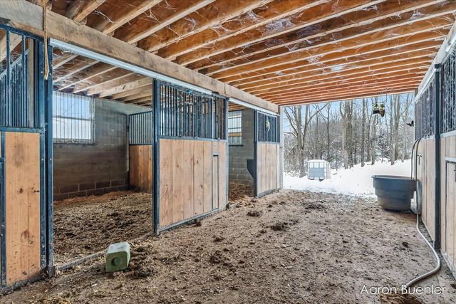 9153 Lawrence Road, Maple Grove Twp, MI 49073