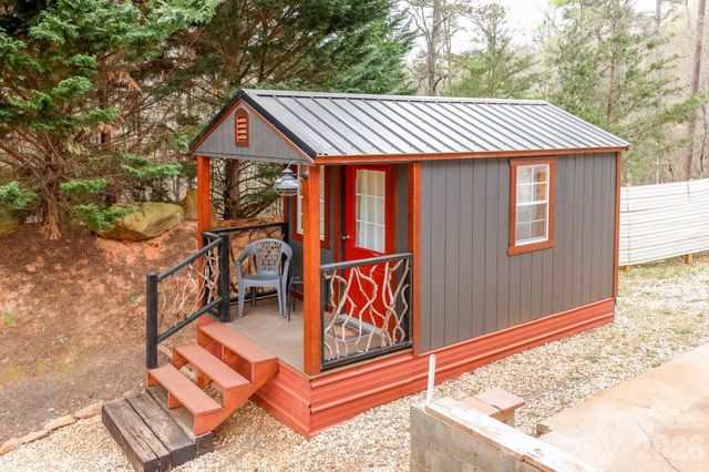 282 N Chase Lane, Rutherfordton, NC 28139