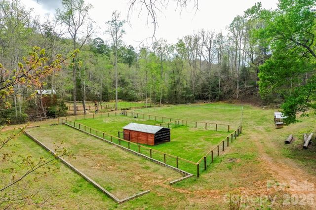 282 N Chase Lane, Rutherfordton, NC 28139